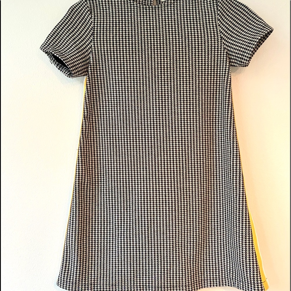 Cool girls dress from Zara